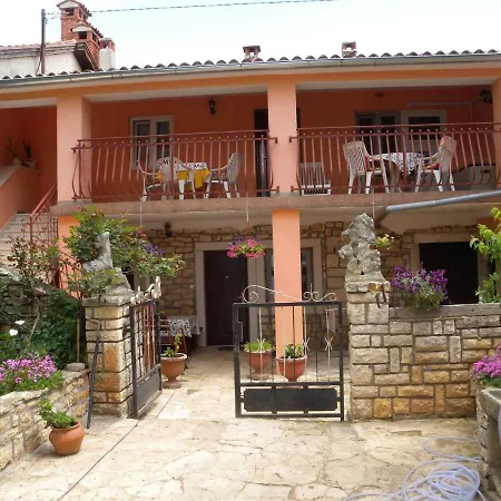 公寓 In - Istrien 11648 罗维尼